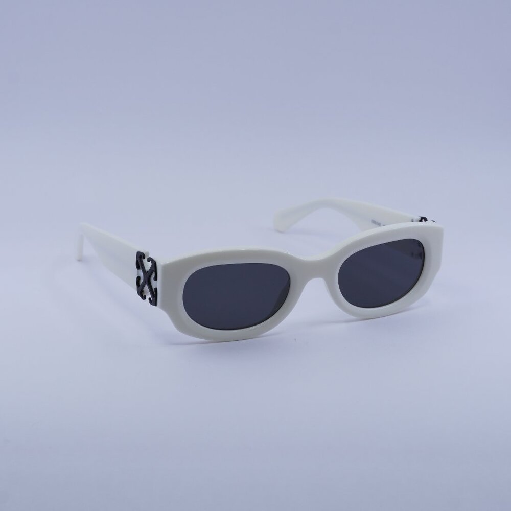 Off-White OERI14E PALMER 0107 Sunglasses White Oval Frame, Grey Lenses
